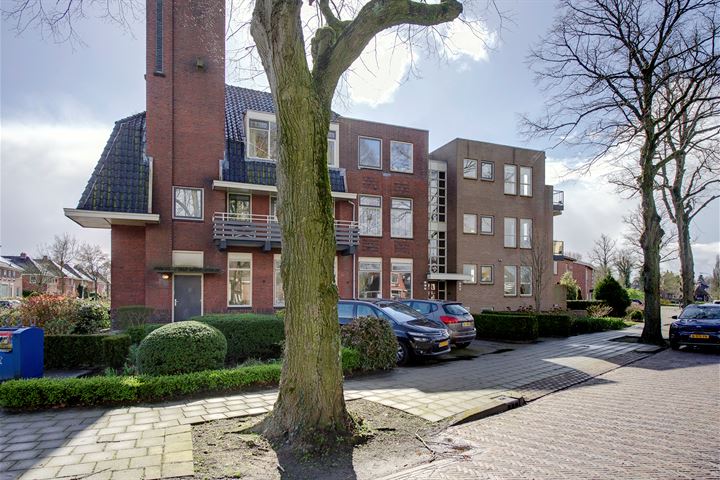 Bekijk foto 3 van Burgemeester Bartelsstr 3-B