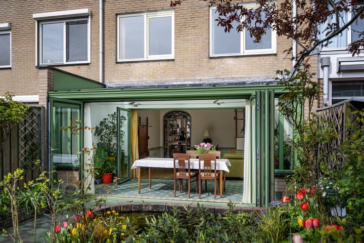 Bekijk foto 30 van Henriëtte van der Meystraat 48