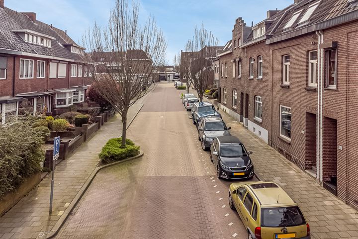 Bekijk foto 45 van Kampstraat 164