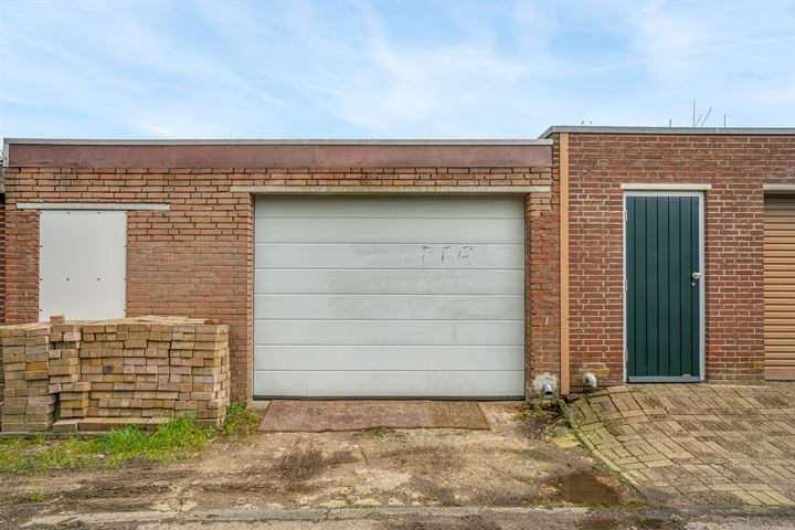 Bekijk foto 40 van Kampstraat 164