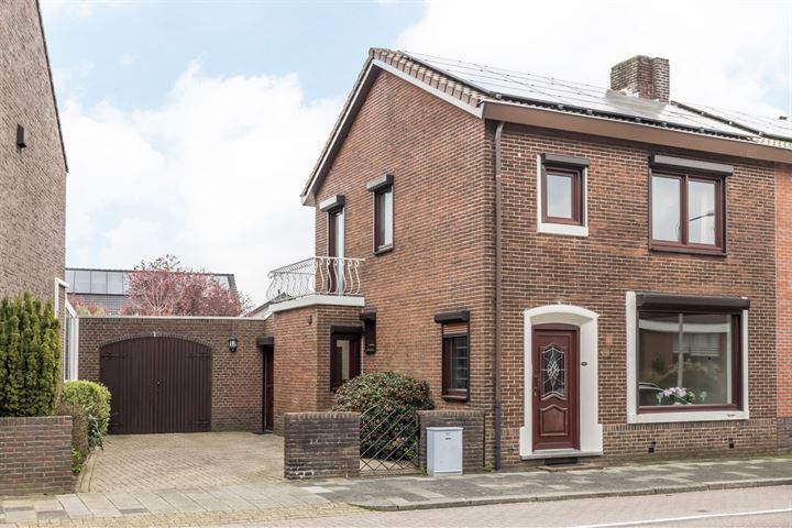 Bekijk foto 1 van Graverstraat 74