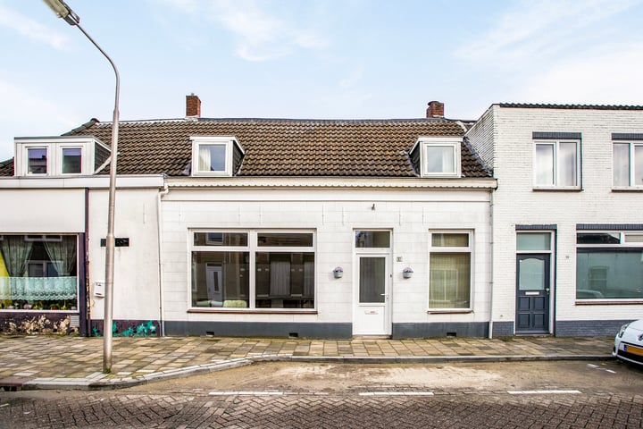 Bekijk foto 2 van Willemstraat 17