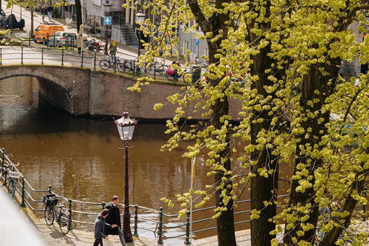 View photo 39 of Reguliersgracht 33-1