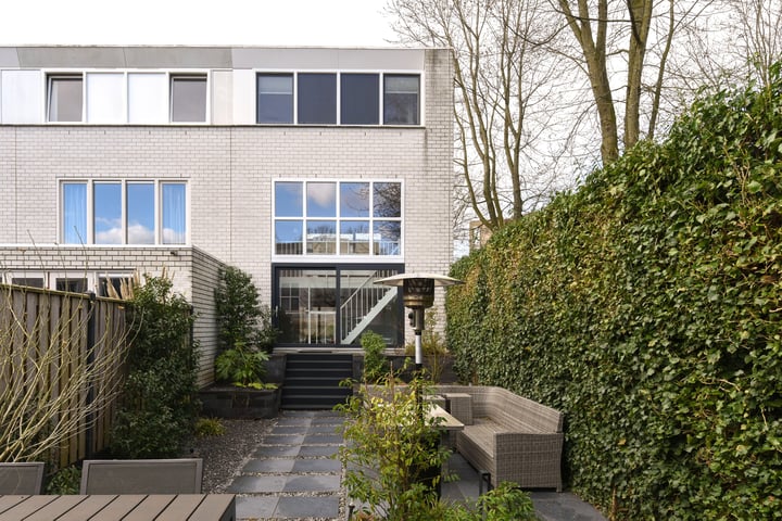 View photo 10 of James Stewartstraat 29