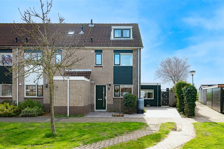 Bekijk foto 1 van van der Burchstraat 18