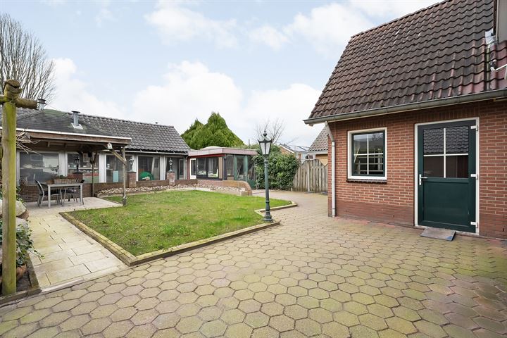 Bekijk foto 45 van Roggestraat 66