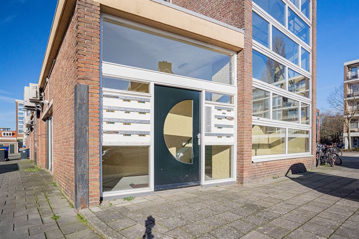 Bekijk foto 2 van Lindenlaan 360