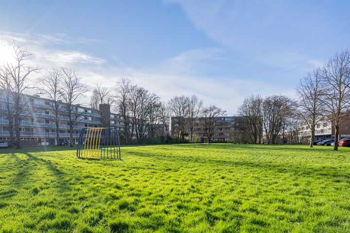 Bekijk foto 32 van Lindenlaan 360