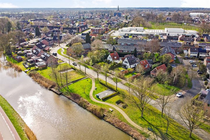 Bekijk foto 36 van Kanaalstraat 51