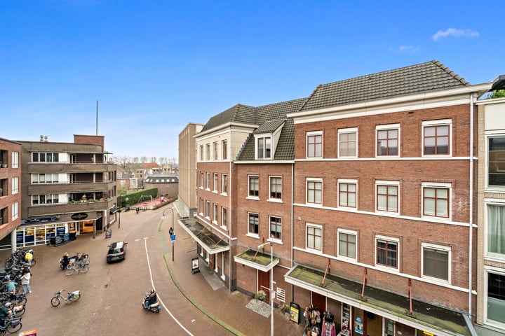 Bekijk foto 38 van Damstraat 12