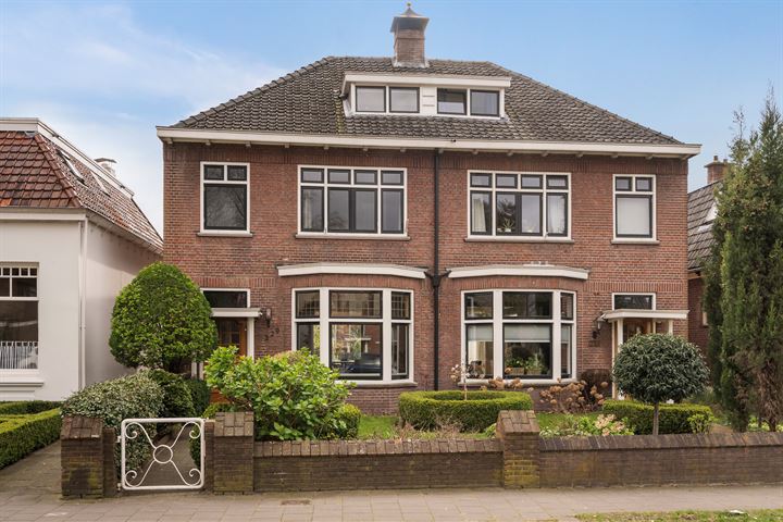 Bekijk foto 1 van Hengelosestraat 229