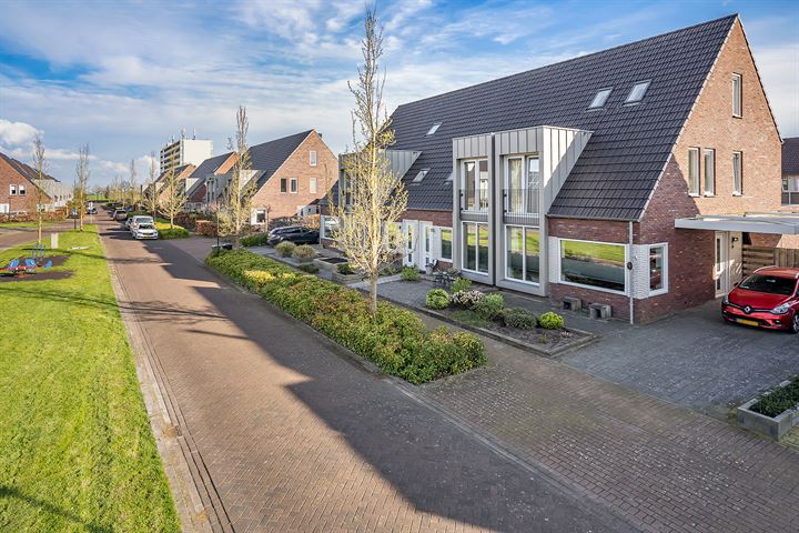 Bekijk foto 47 van Rinck Baukesstraat 8