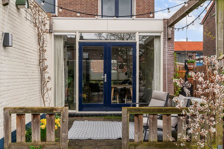 Bekijk foto 19 van Prof. Oudemansstraat 30