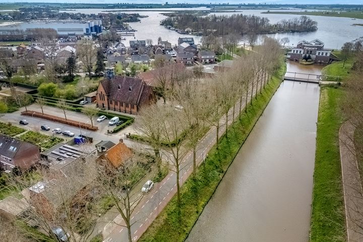 Bekijk foto 4 van Hoofdweg 2028