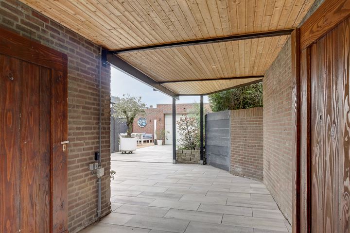 View photo 4 of Wethouder de Brouwerstraat 3