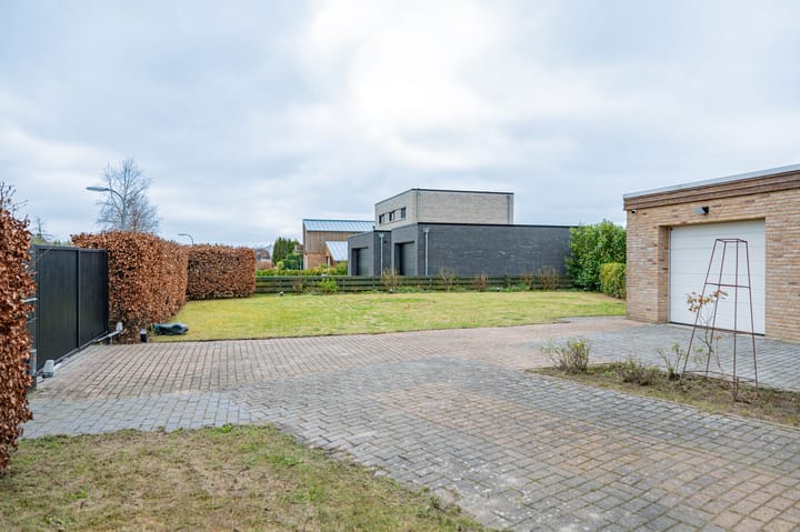 Foto 46 van Freya 28