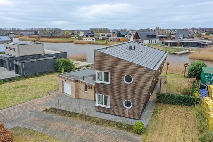 Foto 53 van Freya 28