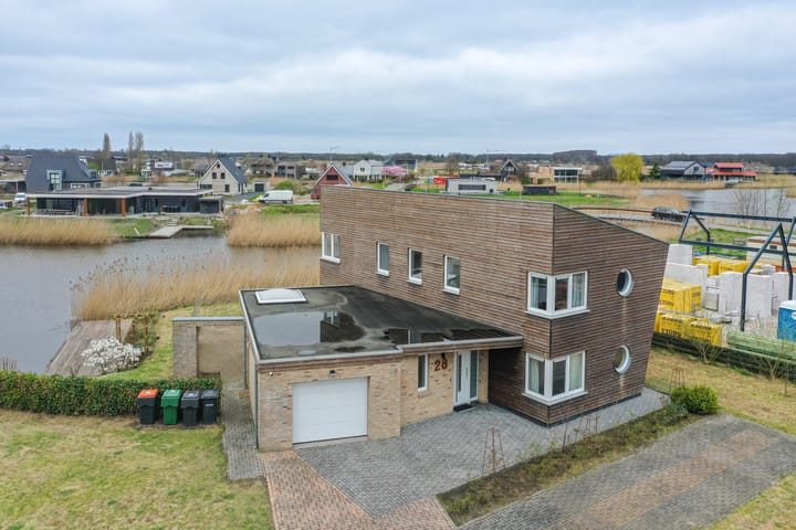 Foto 52 van Freya 28