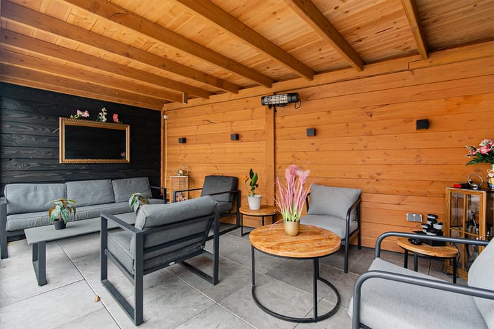 Foto 3 van Madeliefje 15