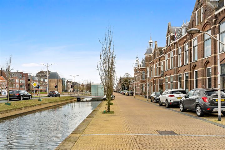 Bekijk foto 37 van Van Heemstrastraat 1