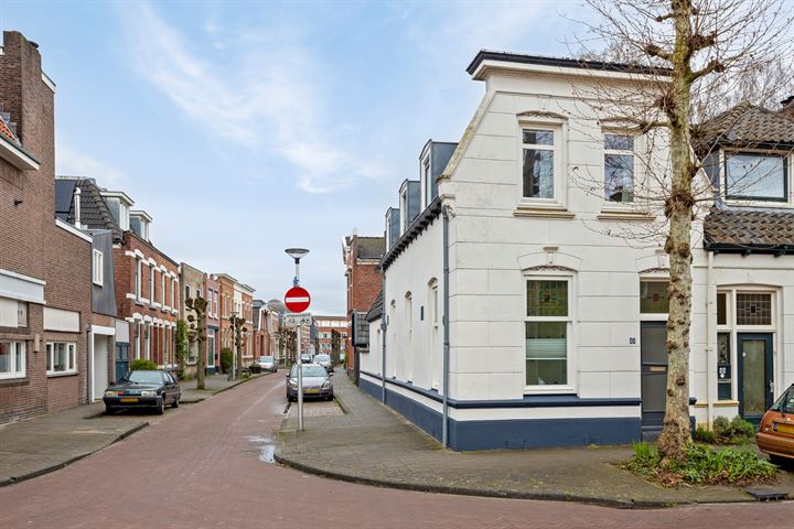 View photo 4 of Blekerstraat 68