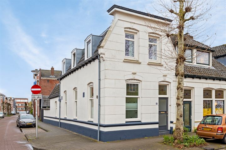 Bekijk foto 1 van Blekerstraat 68