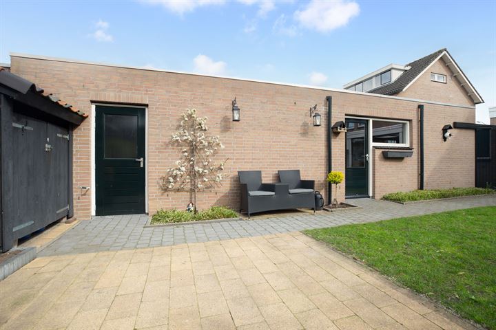 View photo 17 of Jan Steenstraat 7