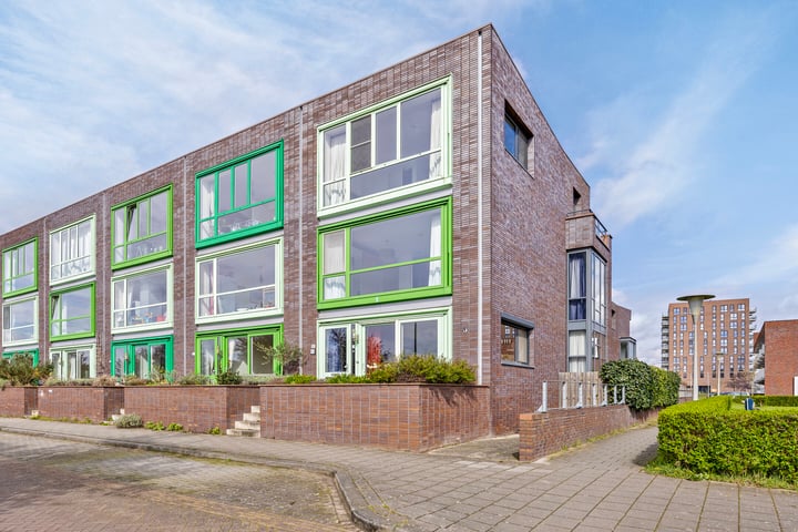 View photo 31 of Helmkruidstraat 49