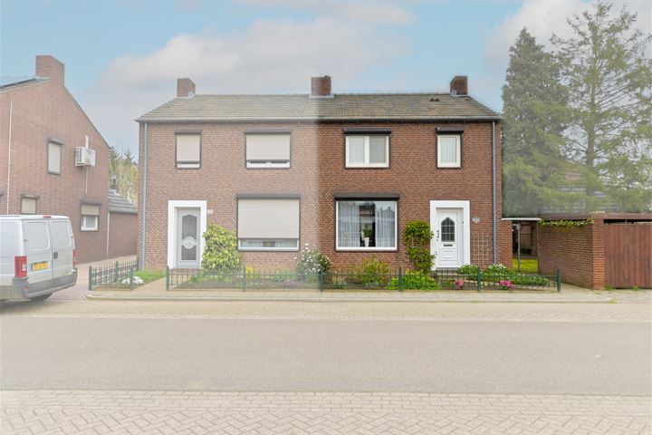 Bekijk foto 1 van Zandstraat 37