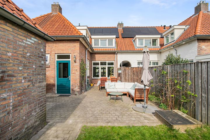 Bekijk foto 34 van Ruurlostraat 17