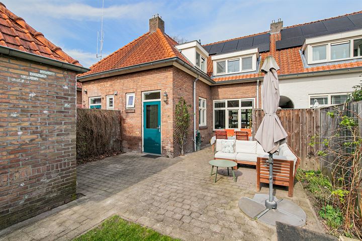 Bekijk foto 35 van Ruurlostraat 17