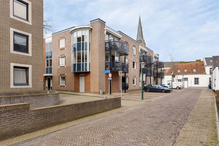 View photo 7 of Schoolstraat 2