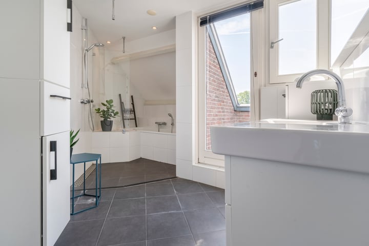 Bekijk foto 35 van Dorpsstraat 46