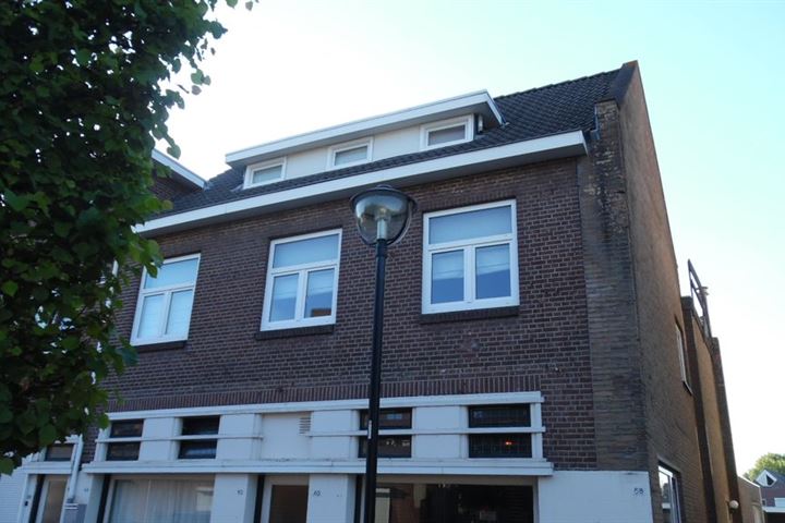 Bekijk foto 2 van Marktstraat 64