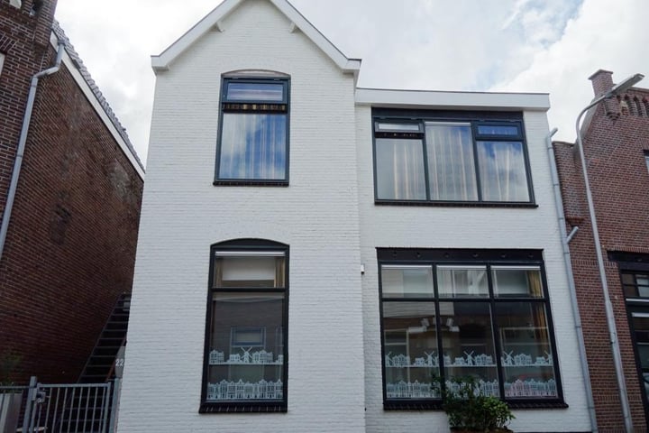 Bekijk foto 1 van Meerstraat 22-A