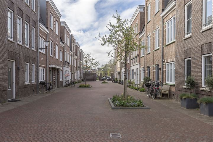 Bekijk foto 3 van Willem Dreesstraat 32