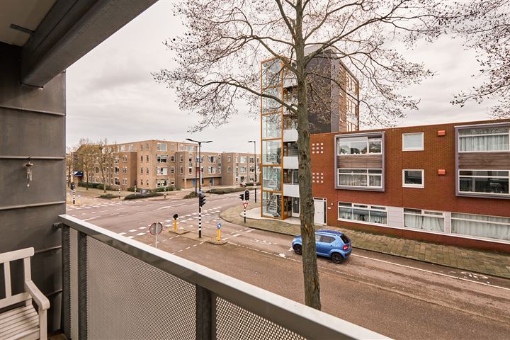 Bekijk foto 41 van Hilbersplein 42