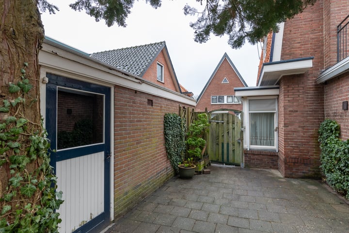 View photo 33 of Notenboomstraat 31