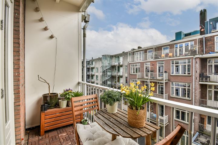 Bekijk foto 18 van Tilanusstraat 328-3