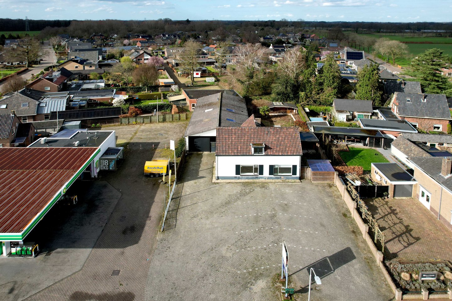 Bekijk foto 1 van Rijksstraatweg 102