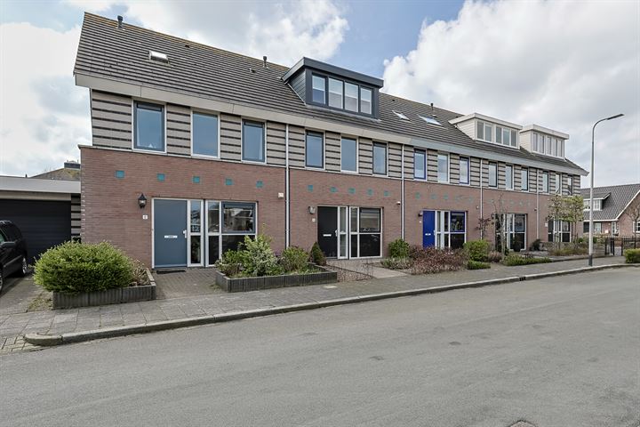 Bekijk foto 46 van T.W. van Emmerikstraat 14