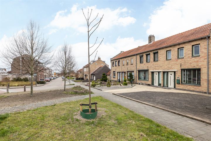 Bekijk foto 35 van Bouwbergstraat 113