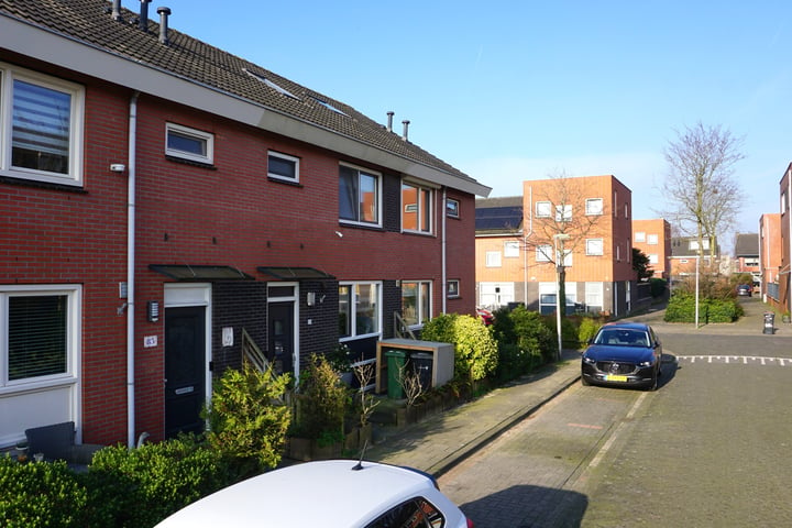 Bekijk foto 1 van Kaftanstraat 85