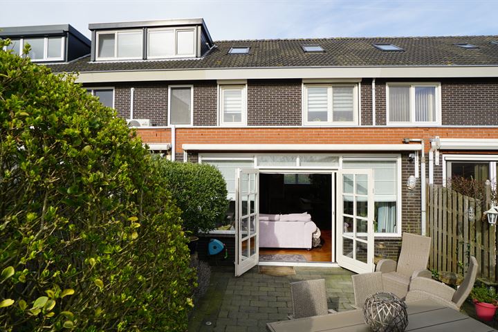 View photo 18 of Kaftanstraat 85