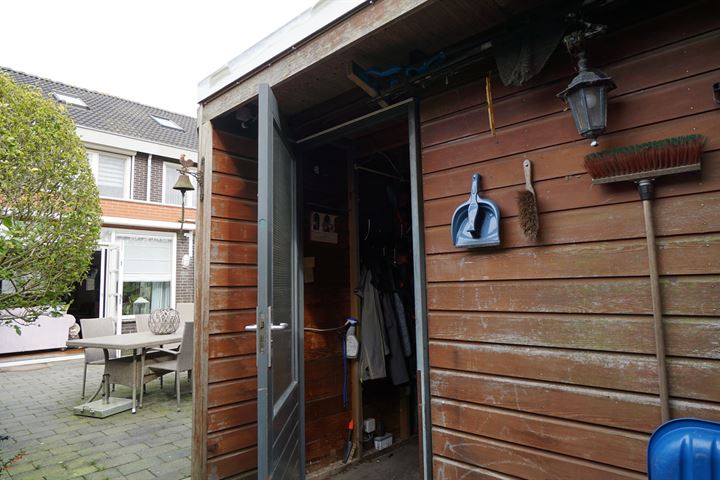 View photo 19 of Kaftanstraat 85