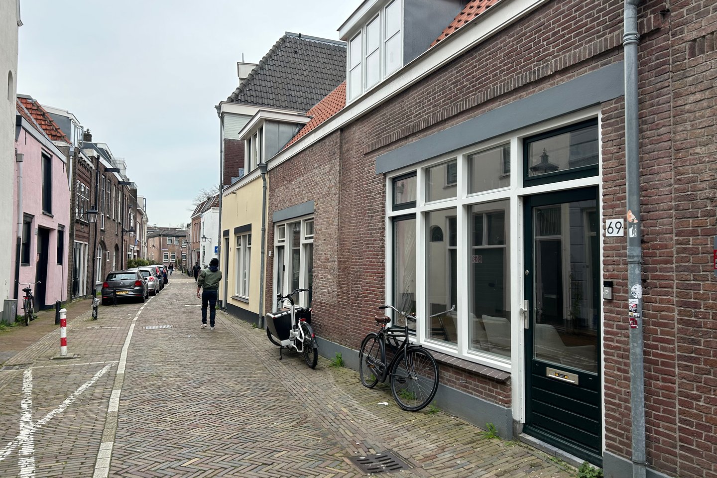 View photo 3 of Lange Lauwerstraat 69