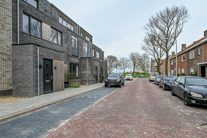 Bekijk foto 39 van Lagersstraat 25