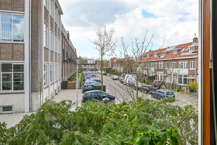 Bekijk foto 4 van Brakenburghstraat 23-ROOD