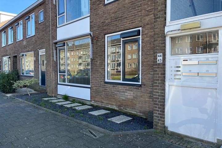 Bekijk foto 5 van Witte de Withstraat 43