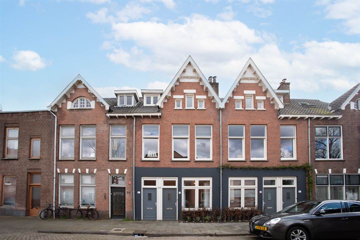 Bekijk foto 1 van Anna Maria van Schurmanstraat 22